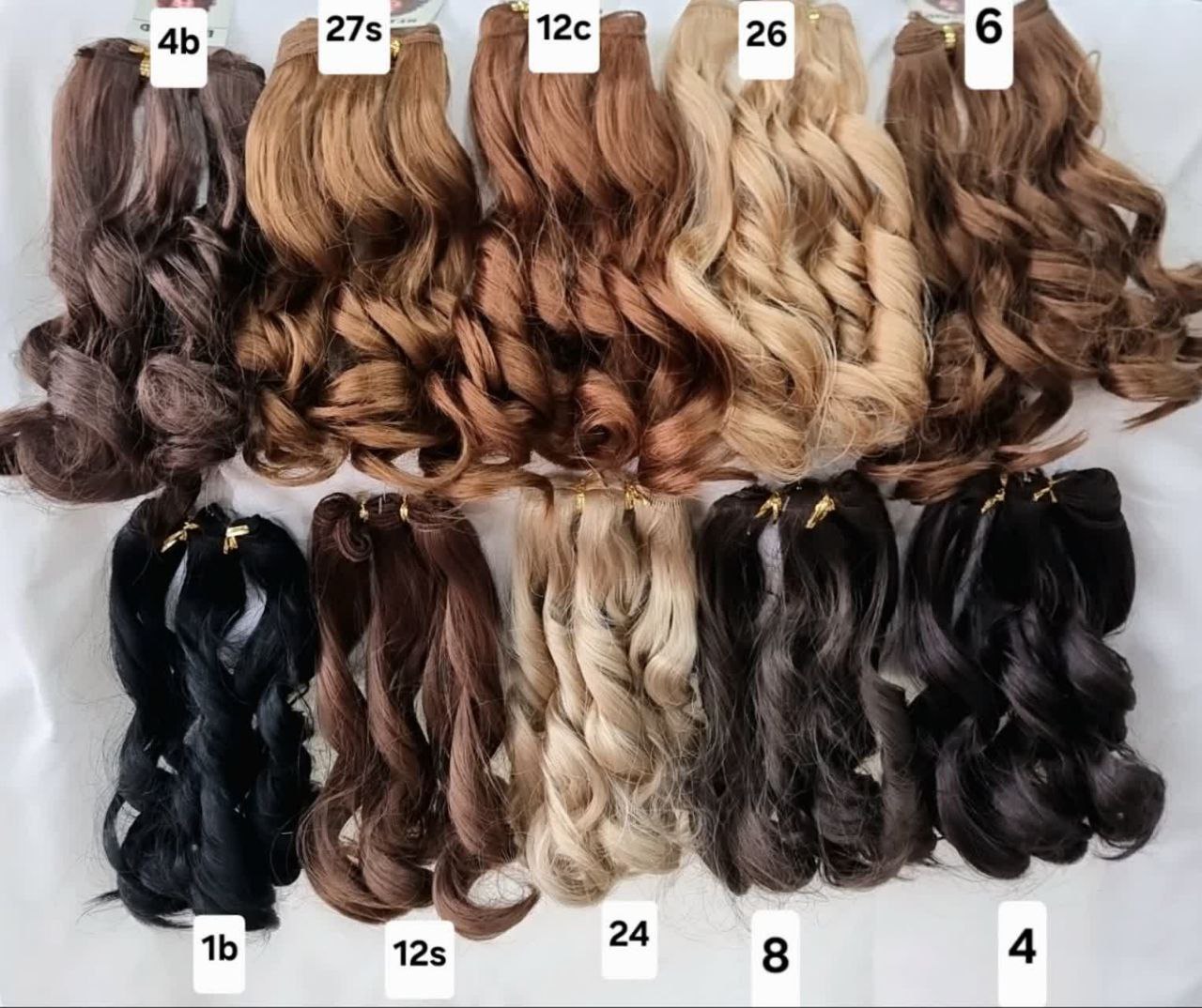 مو ۲۵ سانت کرلی